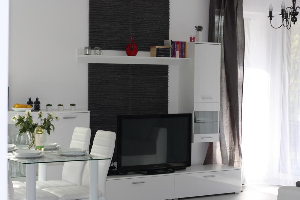 U-Stay Bond Apartament كولوبرزيغ المظهر الخارجي الصورة